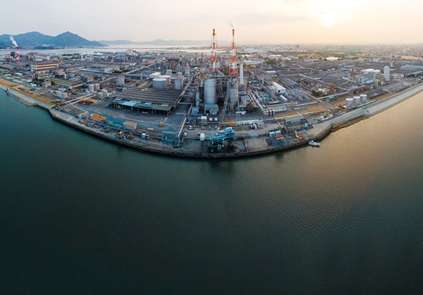 istock-940045886-card