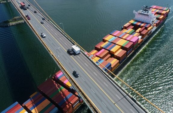 Supply chain risk main image - Ship under bridge